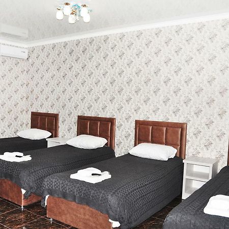 Імперія Otaci Exterior photo